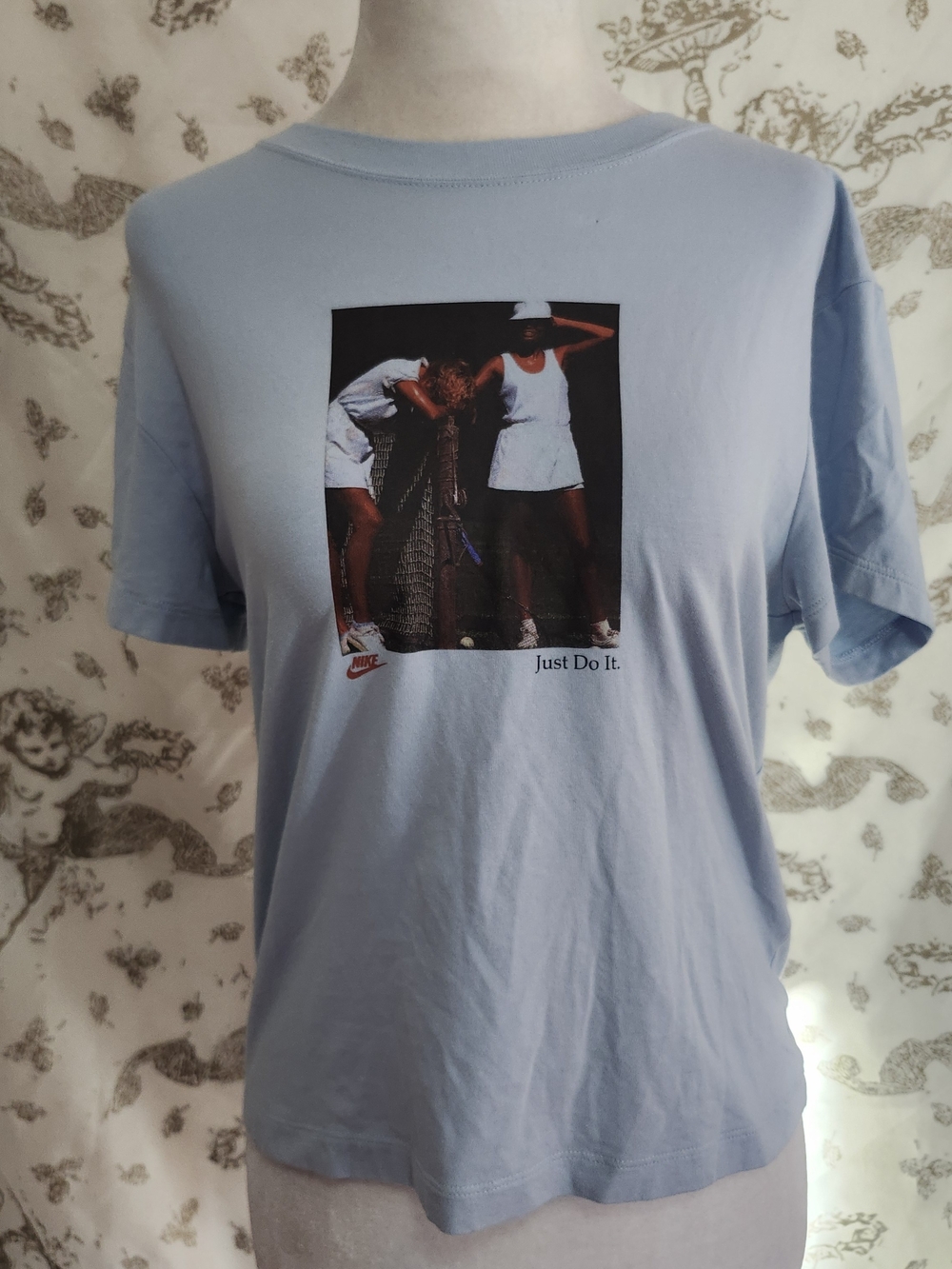 Nike Tee Slim Fit Blue Graphic Print Tennis Photo Crew Neck T-Shirt Womens L